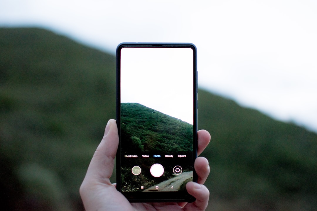 Tech Gadgets Revolutionizing Everyday Life